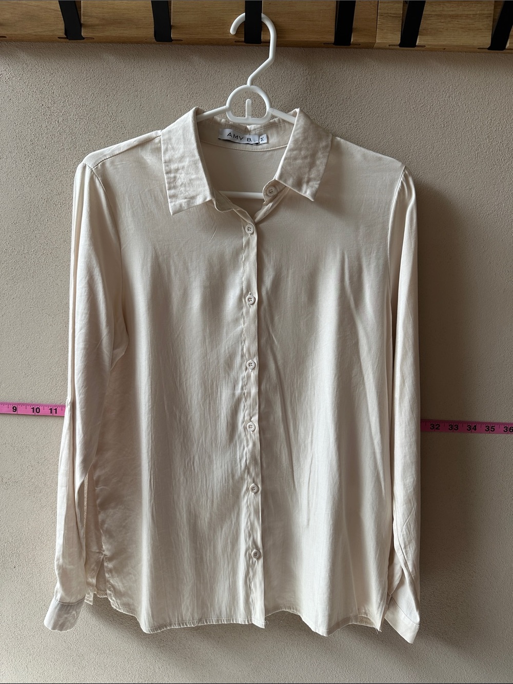 Italian Design Cream Button-Up Long Sleeve Blouse